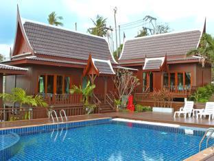 Kaya Mani Thai Villa Resort