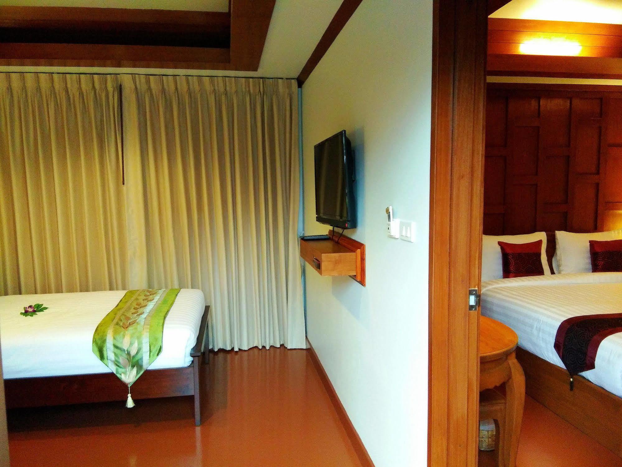 Kaya Mani Thai Villa Resort 4*